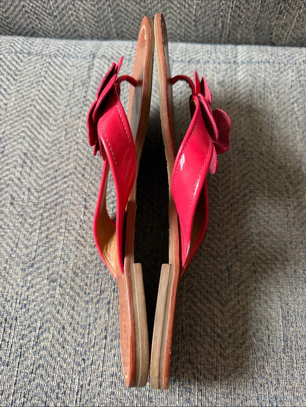 Tory Burch Pink Patent Leather Floral Slip On Flip Flop Size: 7.5 M
